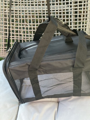 Soft padded pet - padded, crate
